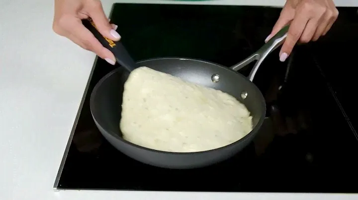 Ленивый хачапури. Сковорода 20 см с покрытием Eterna Tupperware