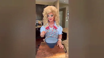 Tupperware Wow Pop