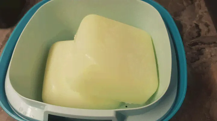 Творожный сыр. Творог в термосерверователе tupperware.