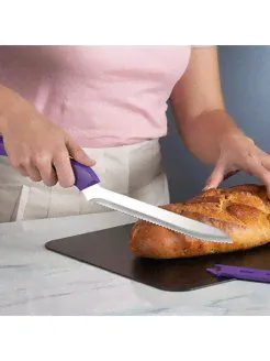 Нож для хлеба Universal - Tupperware™.